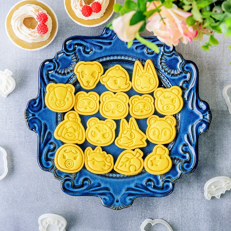 قالب تقطيع الكعك والبسكويت على - مراجعة Kitchen Baking Area وسعره