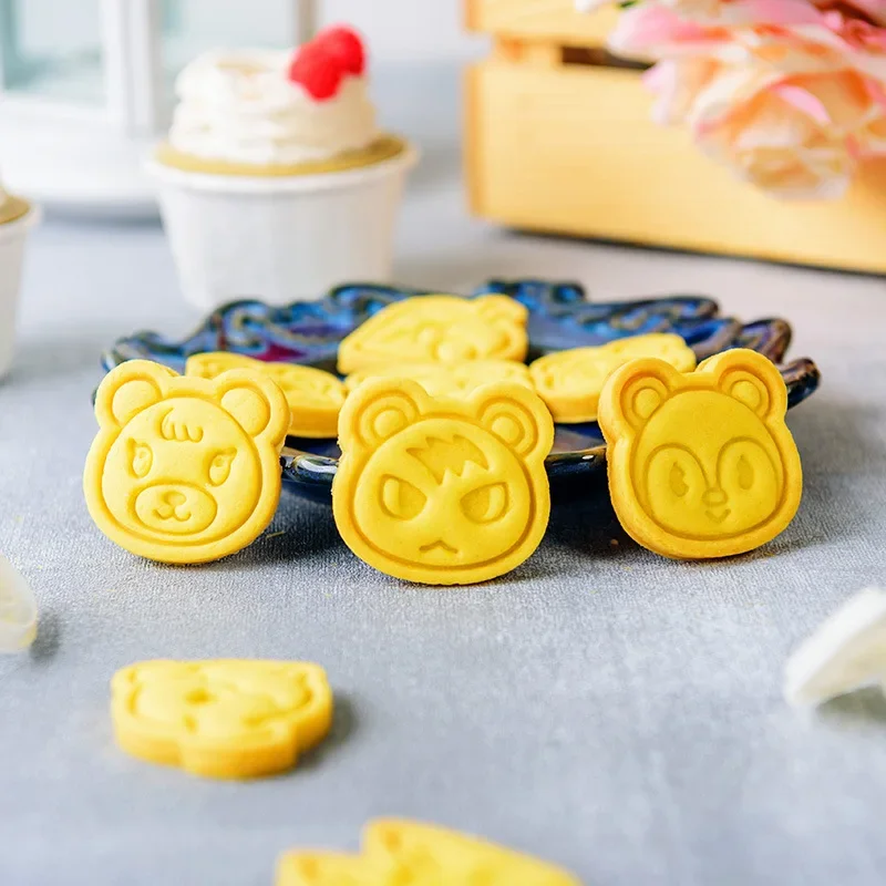 قالب تقطيع الكعك والبسكويت على - مراجعة Kitchen Baking Area وسعره